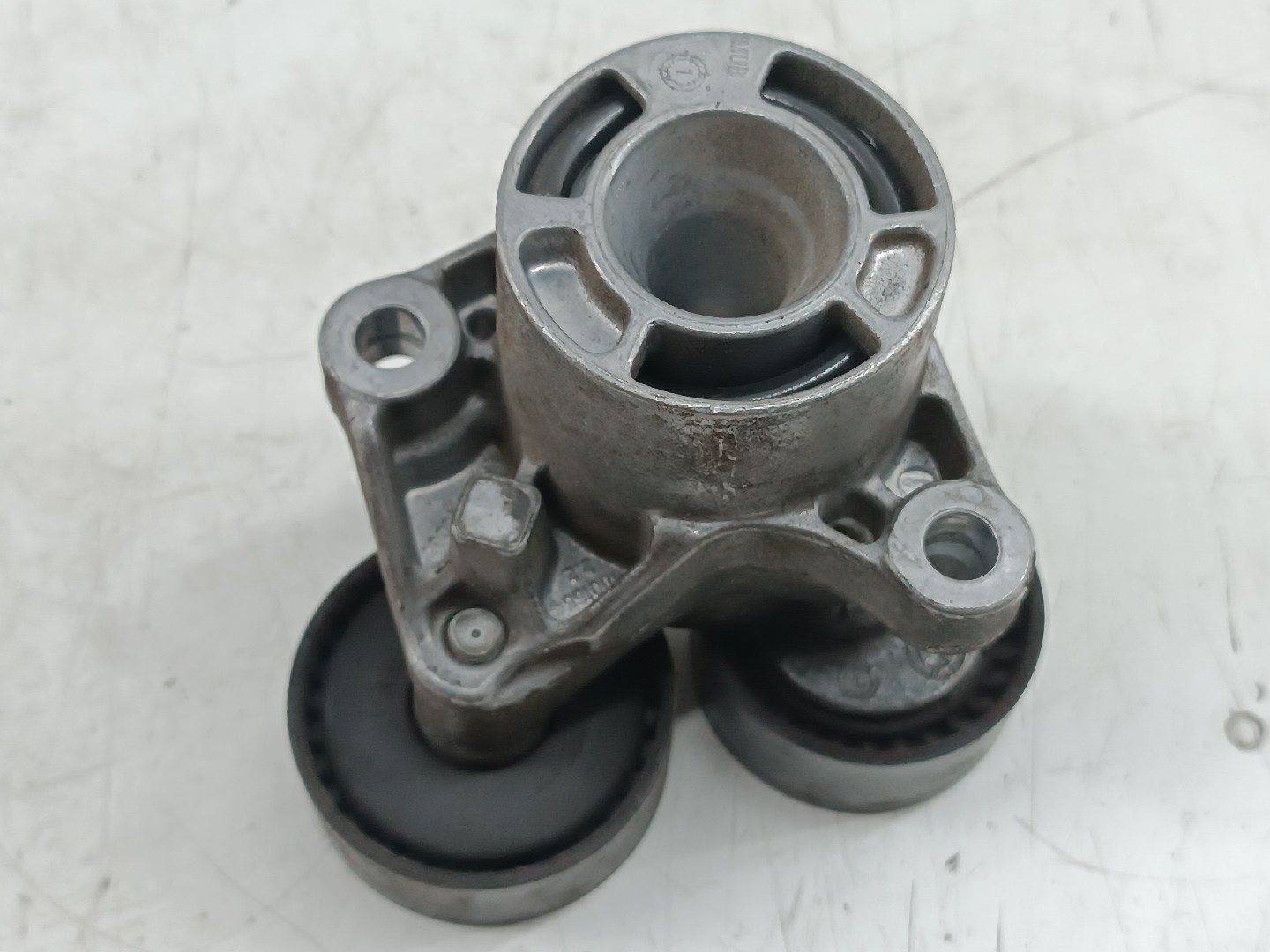 Rolo tensor, correia trapezoidal BMW 3 (F30, F80) | 11 - 18