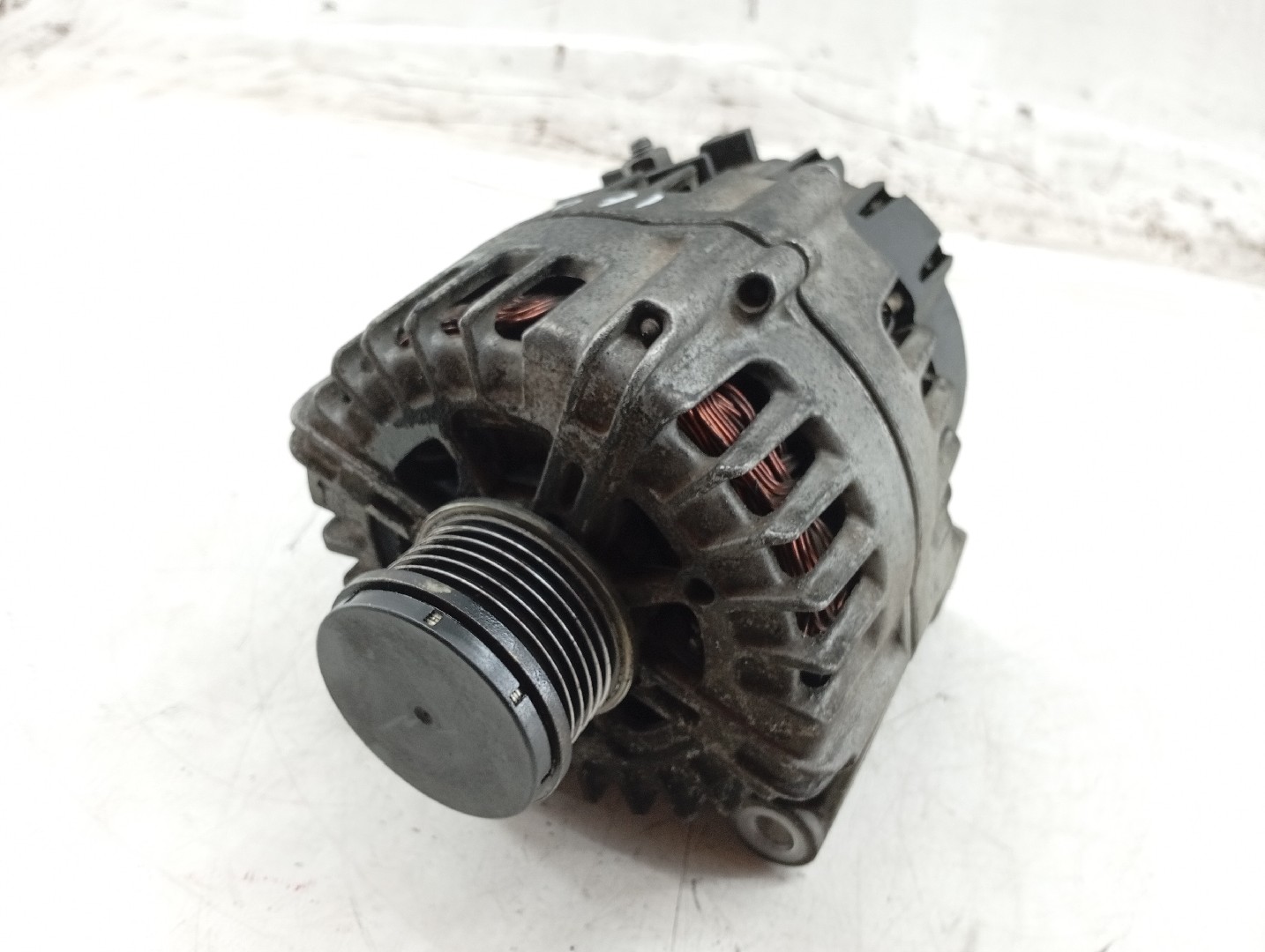 Alternador BMW 3 (F30, F80) | 11 - 18 Imagem-3