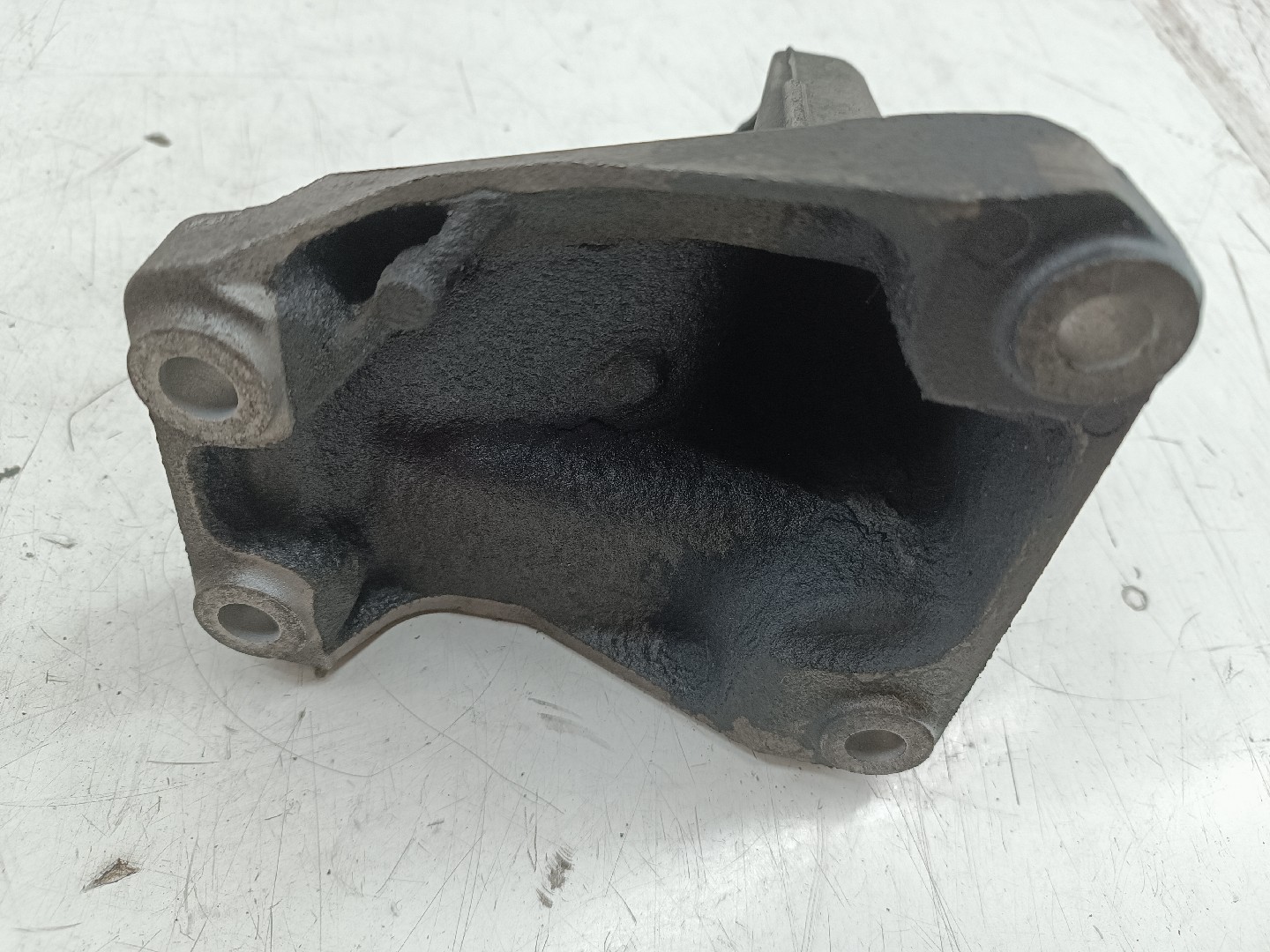 Apoio de motor BMW 3 (F30, F80) | 11 - 18 Imagem-1