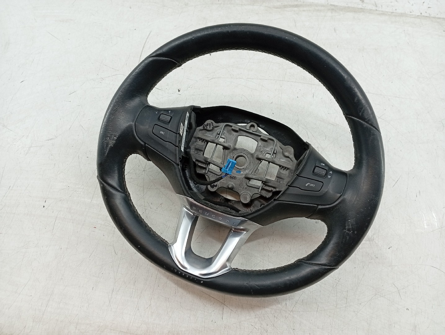 Volante PEUGEOT 208 I (CA_, CC_) | 12 - 