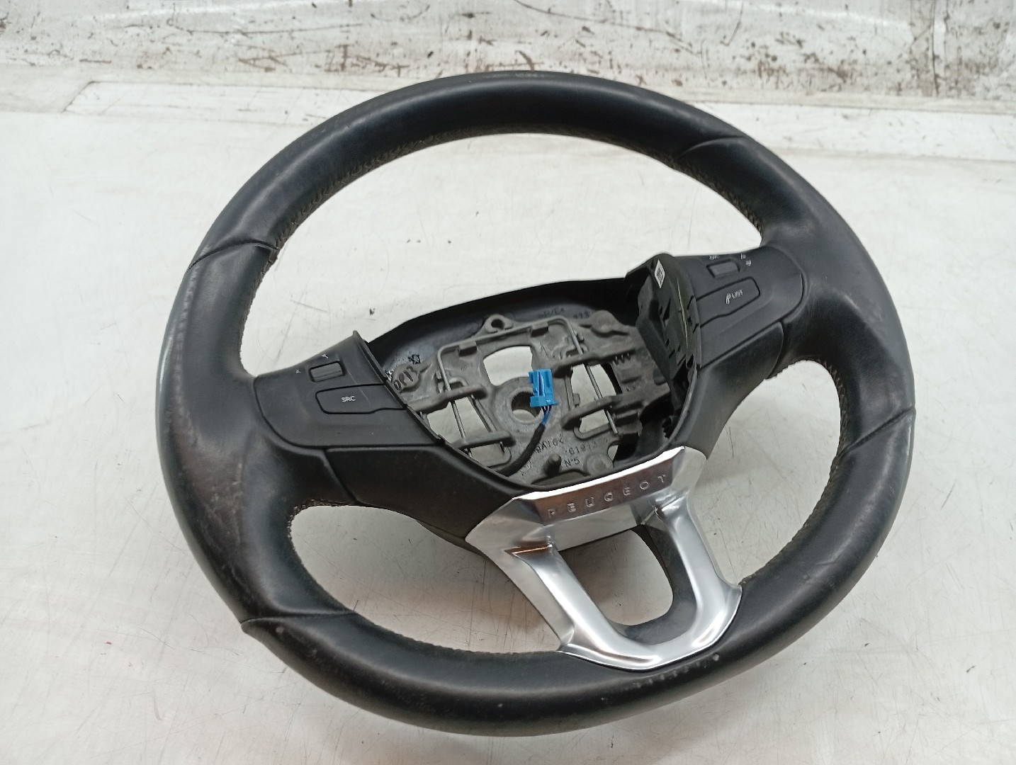 Volante PEUGEOT 208 I (CA_, CC_) | 12 -  Imagem-5