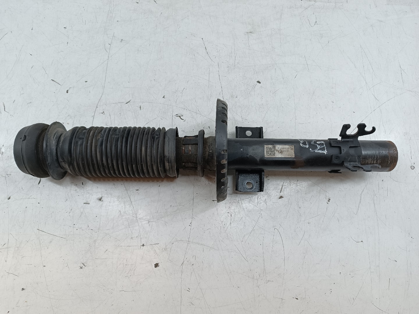 Amortecedor frente esquerdo VOLKSWAGEN POLO (6R1, 6C1) | 09 - 