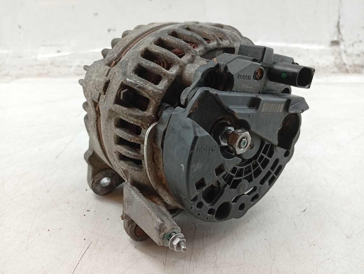 Alternador VOLKSWAGEN POLO (6R1, 6C1) | 09 -  Imagem-1
