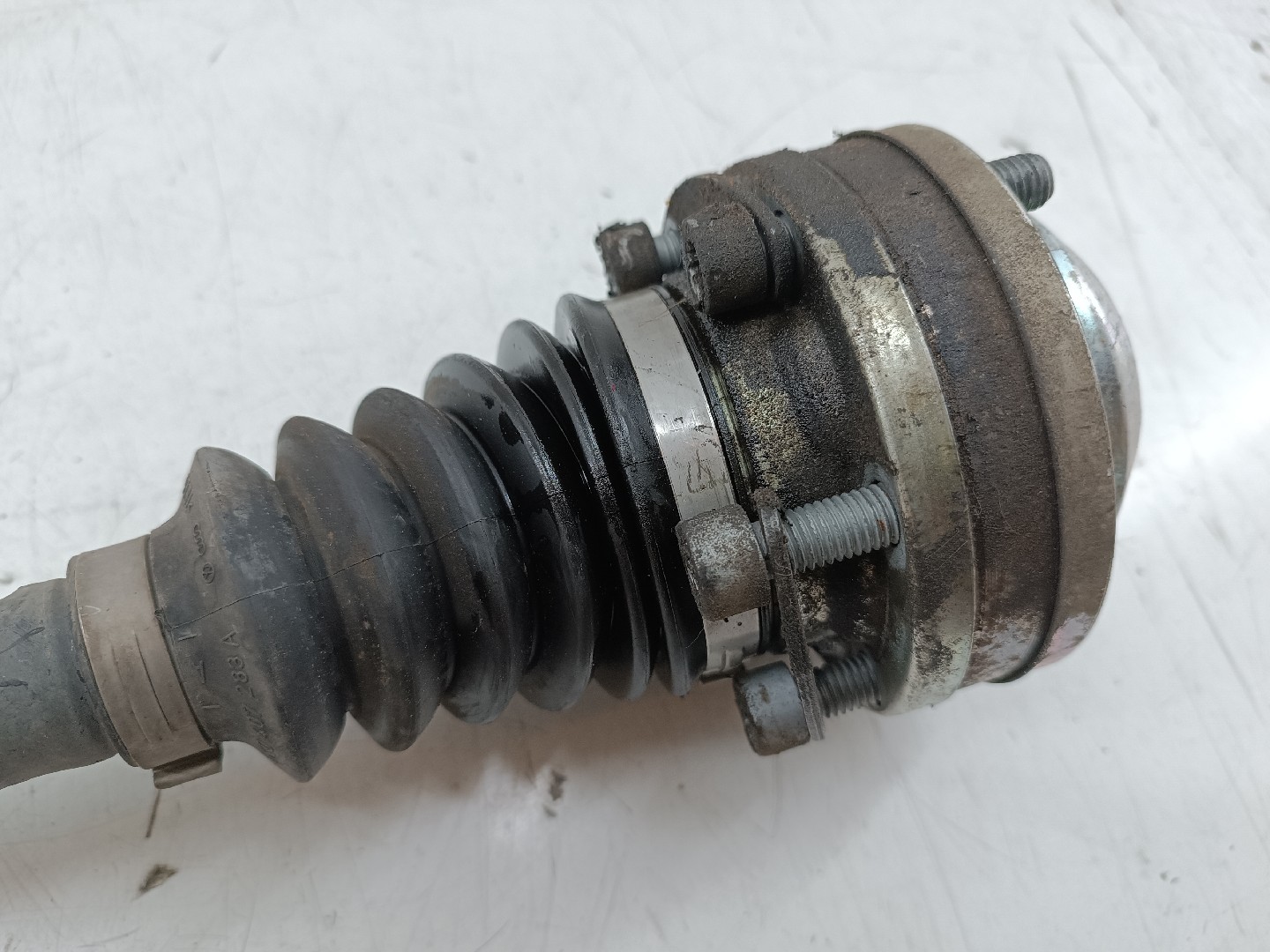 Transmissão frente esquerda VOLKSWAGEN POLO (6R1, 6C1) | 09 -  Imagem-1