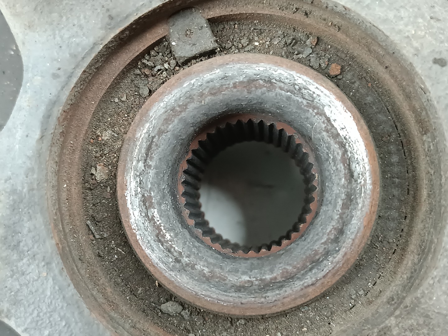 Manga de eixo frente esquerda VOLKSWAGEN POLO (6R1, 6C1) | 09 -  Imagem-2