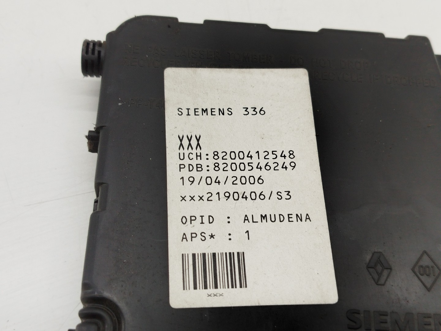 Módulo Confort RENAULT MEGANE II Grandtour (KM0/1_) | 03 - 12 Imagem-1