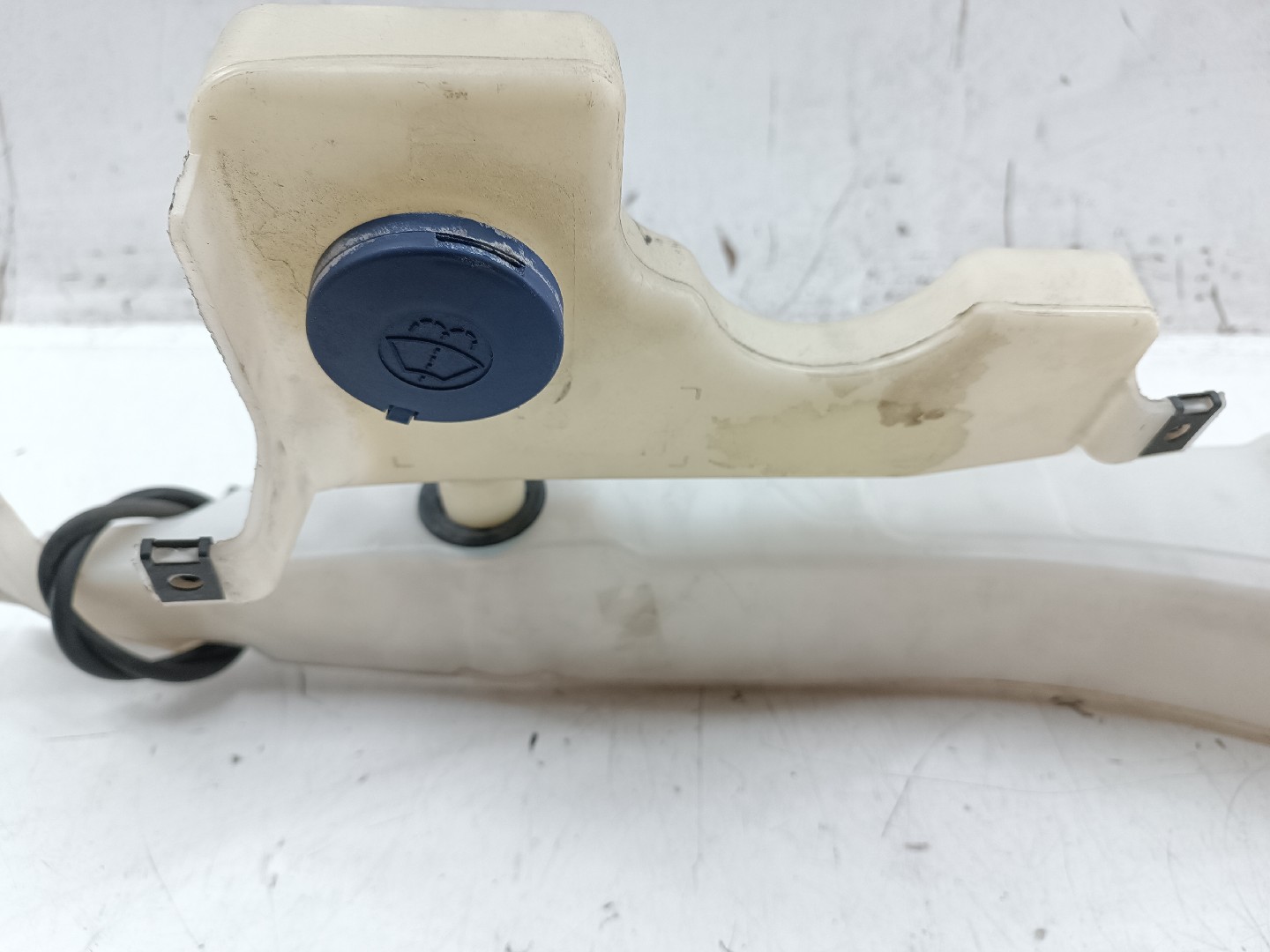 Reservatório de água do limpa para-brisas PEUGEOT 508 II (FB_, FH_, F3_) | 18 -  Imagem-1