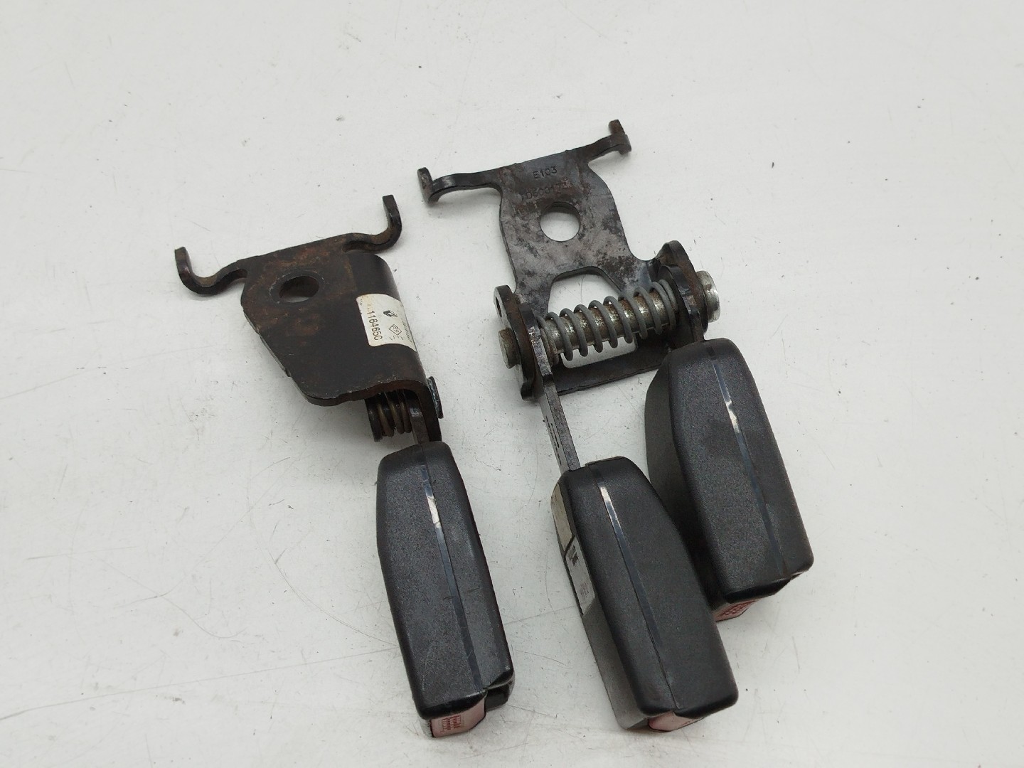 Encaixe cinto traseiro RENAULT MEGANE II Grandtour (KM0/1_) | 03 - 12 Imagem-4