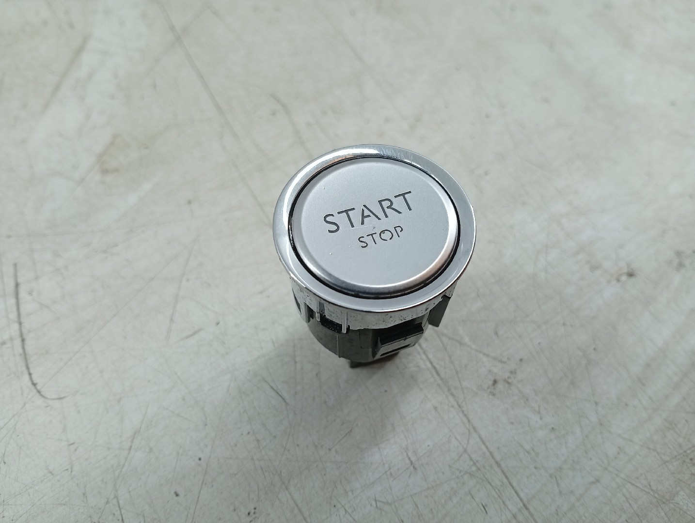 Botão Start/Stop PEUGEOT 3008 SUV (M_) | 16 - 