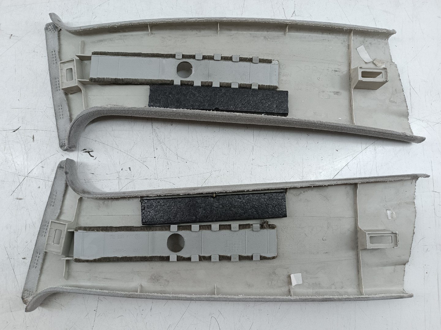 Moldura de pilar B VOLKSWAGEN GOLF IV (1J1) | 97 - 07