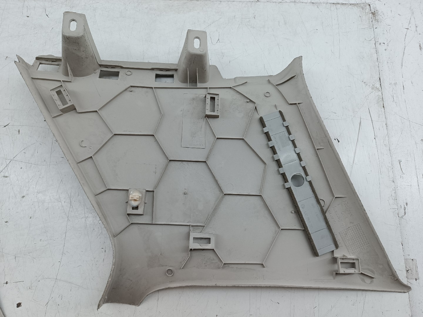 Moldura de pilar D VOLKSWAGEN GOLF IV (1J1) | 97 - 07 Imagem-1