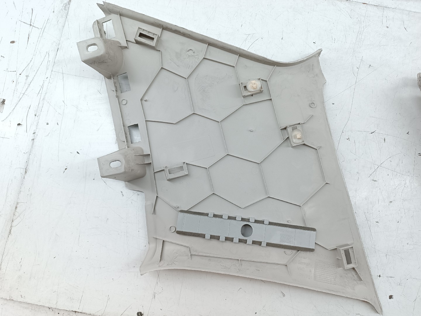 Moldura de pilar D VOLKSWAGEN GOLF IV (1J1) | 97 - 07 Imagem-2