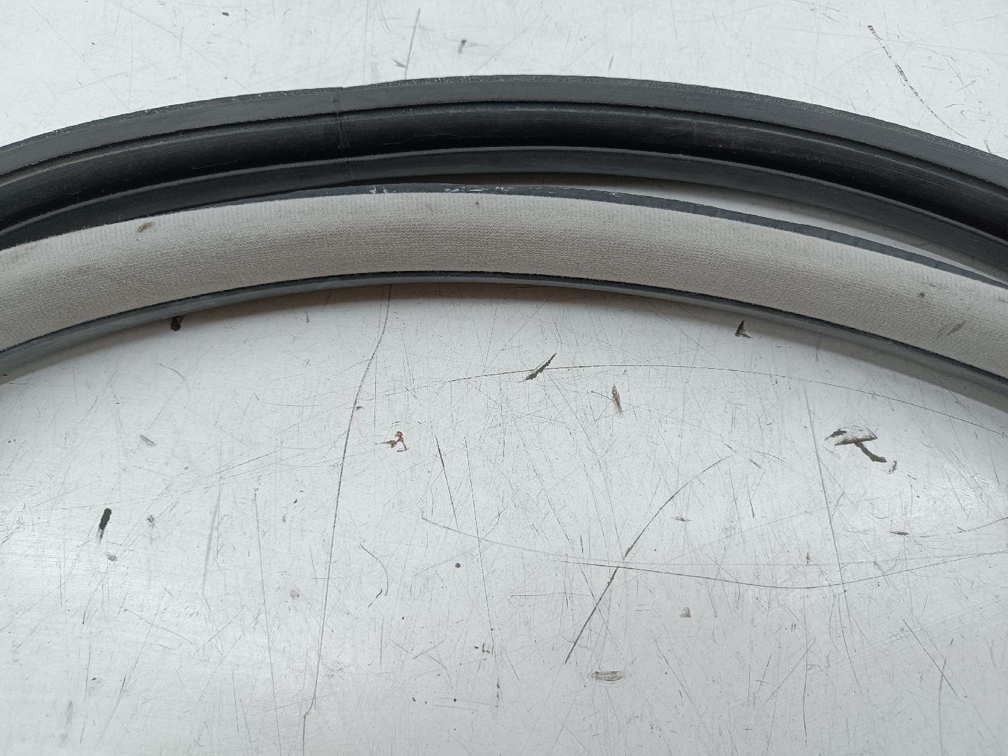 Borracha Da Porta Traseira Direita VOLKSWAGEN GOLF IV (1J1) | 97 - 07 Imagem-4