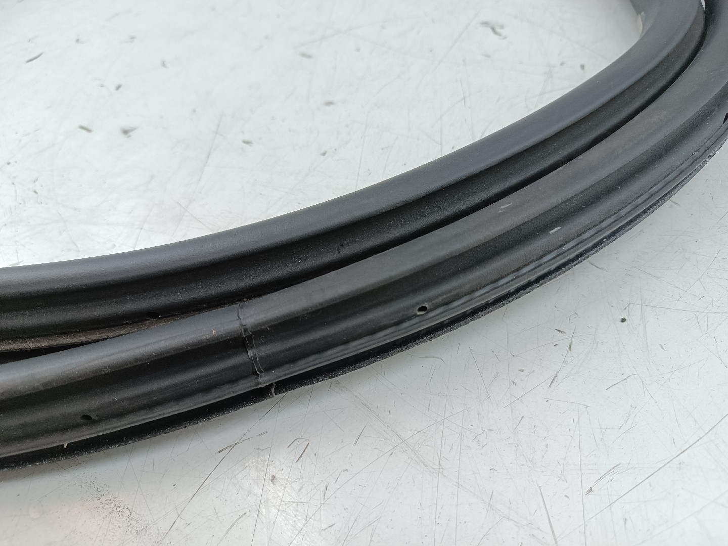 Borracha Da Porta Traseira Direita VOLKSWAGEN GOLF IV (1J1) | 97 - 07 Imagem-2