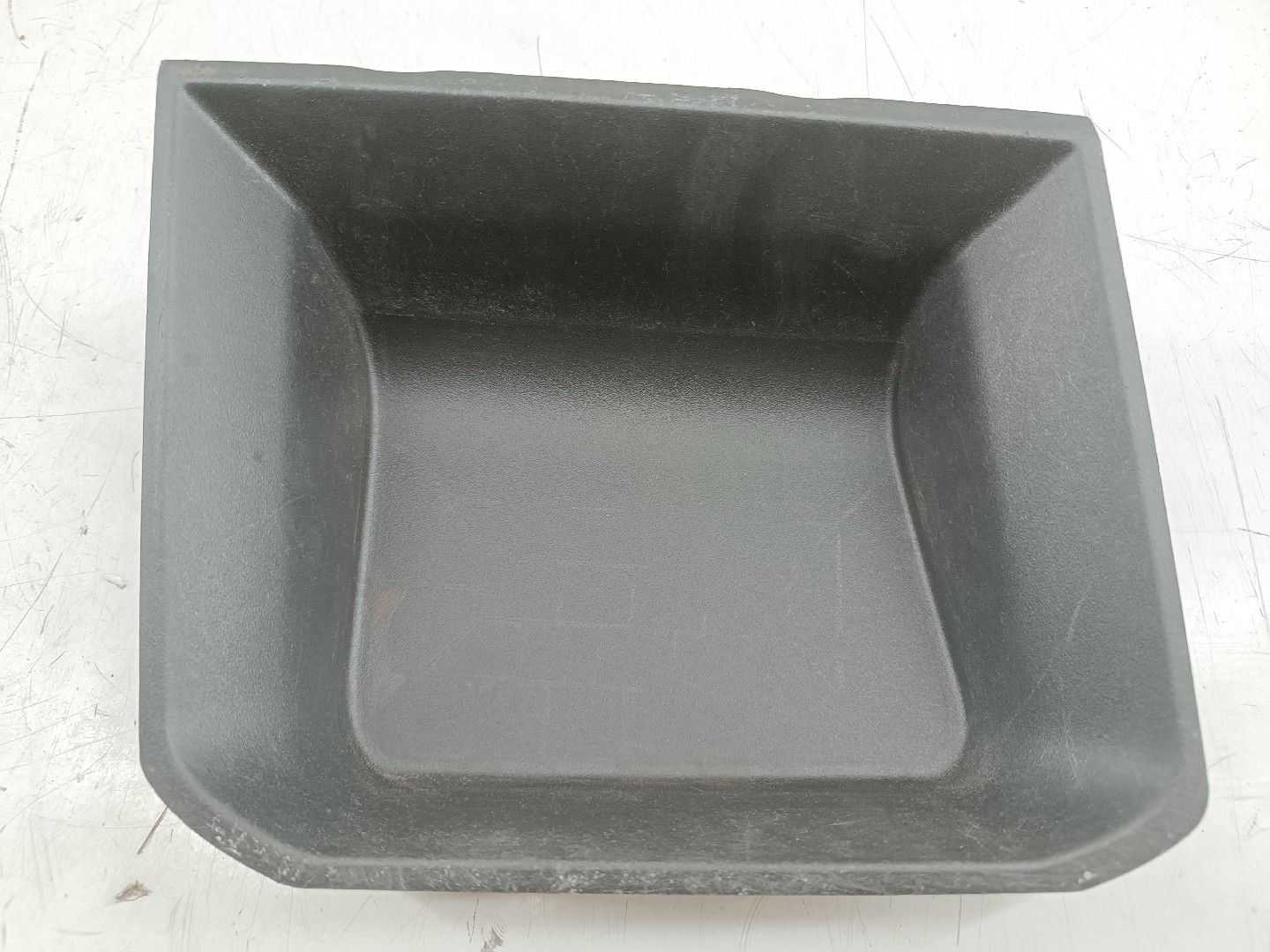 Caixa de arrumação PEUGEOT 3008 SUV (M_) | 16 -  Imagem-4