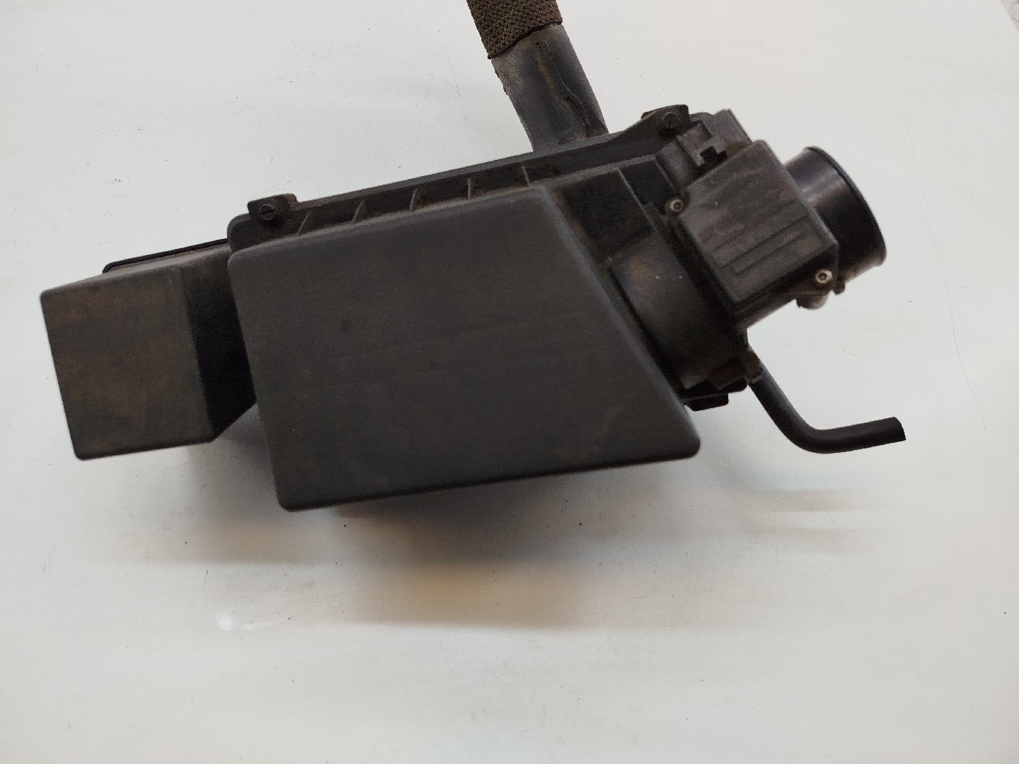 Caixa de filtro de ar FORD FOCUS (DAW, DBW) | 98 - 09 Imagem-1