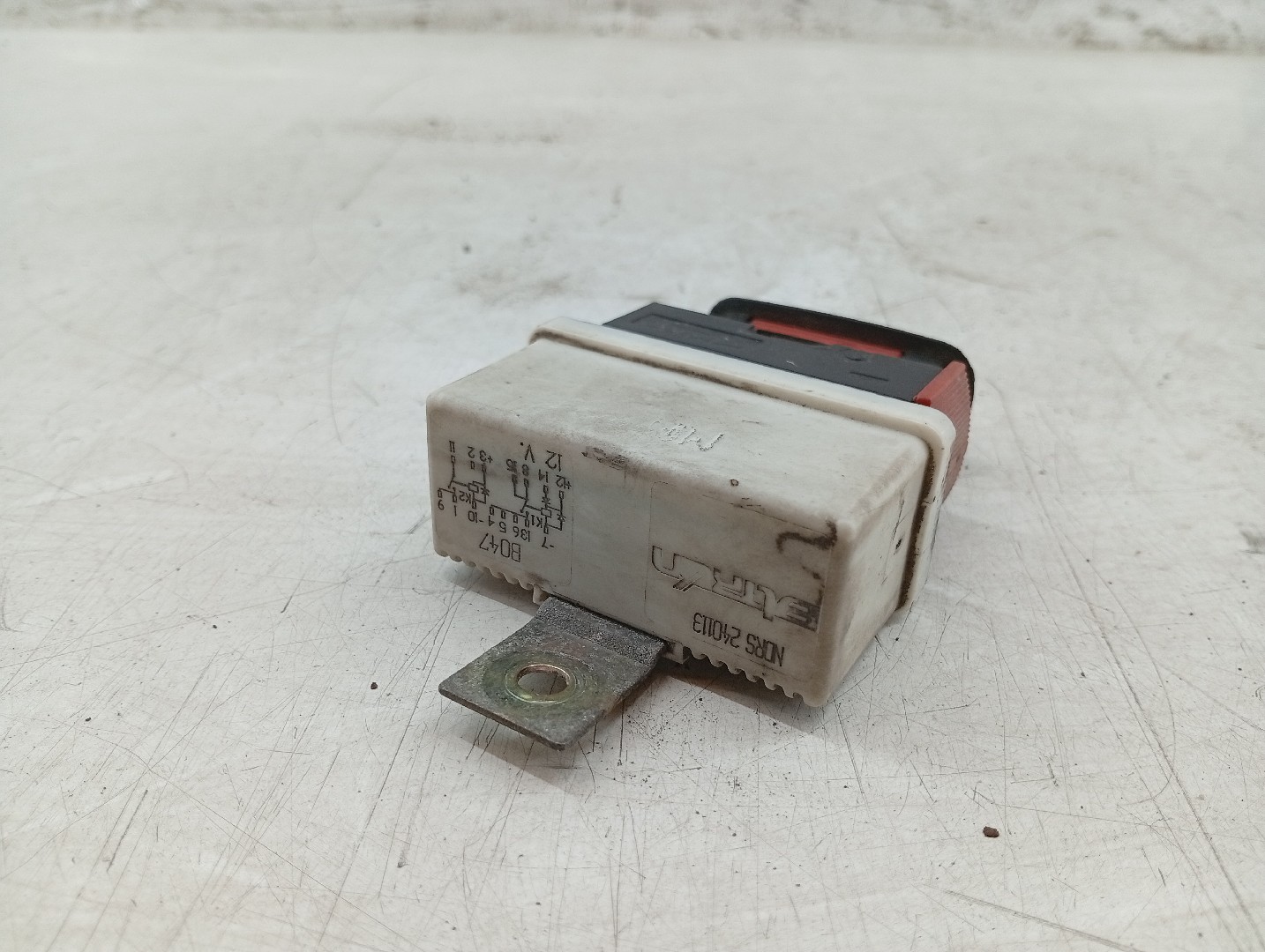 Relé de Bomba de Combustível FIAT PUNTO (176_) | 93 - 99