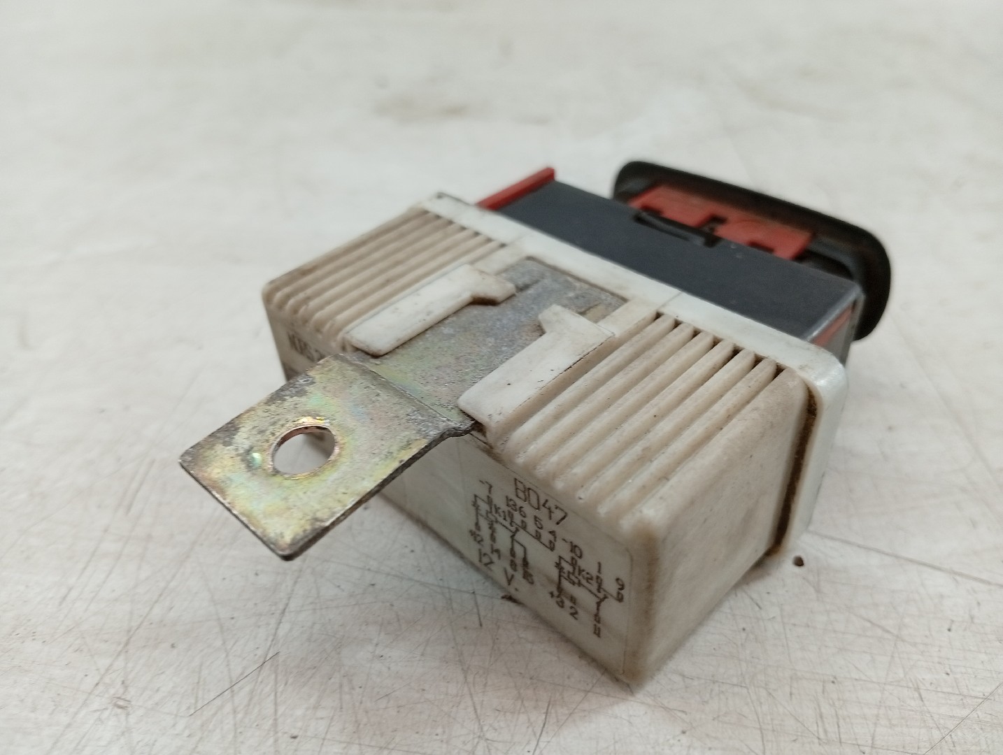 Relé de Bomba de Combustível FIAT PUNTO (176_) | 93 - 99 Imagem-3