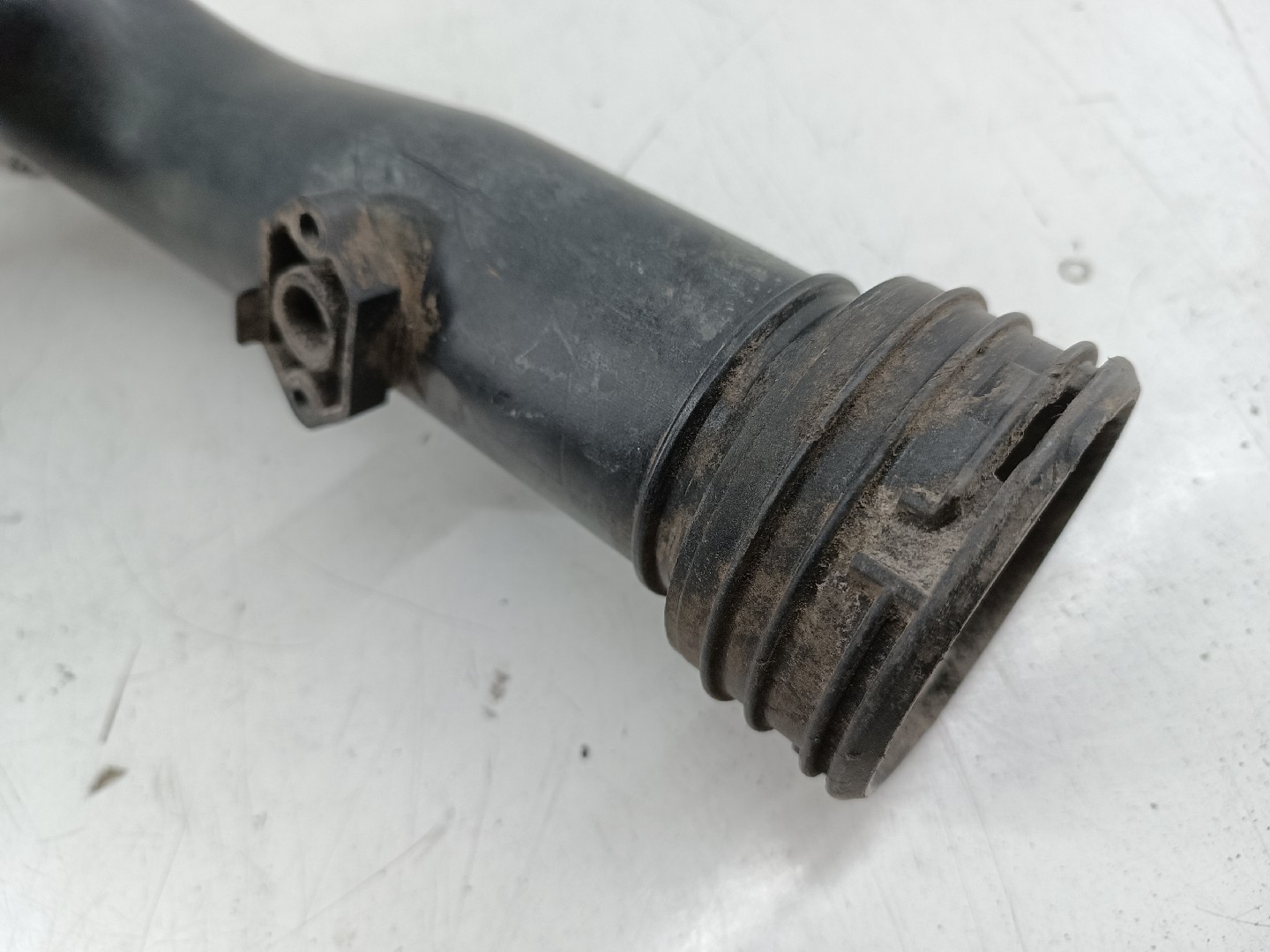 Tubagem do Intercooler VOLKSWAGEN TOURAN (1T1, 1T2) | 03 - 10 Imagem-2