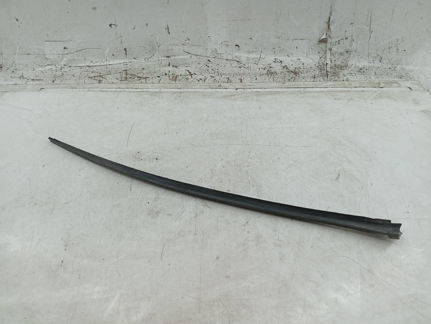 Acabamento de Para-brisas VOLKSWAGEN GOLF V (1K1) | 03 - 09 Imagem-3