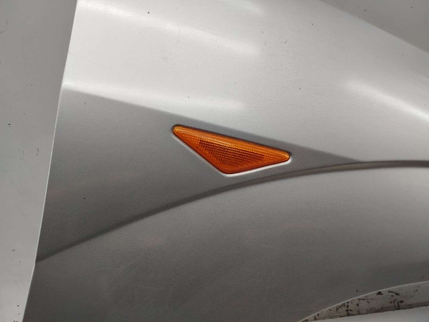 Guarda Lamas Direito FORD FOCUS (DAW, DBW) | 98 - 09 Imagem-1