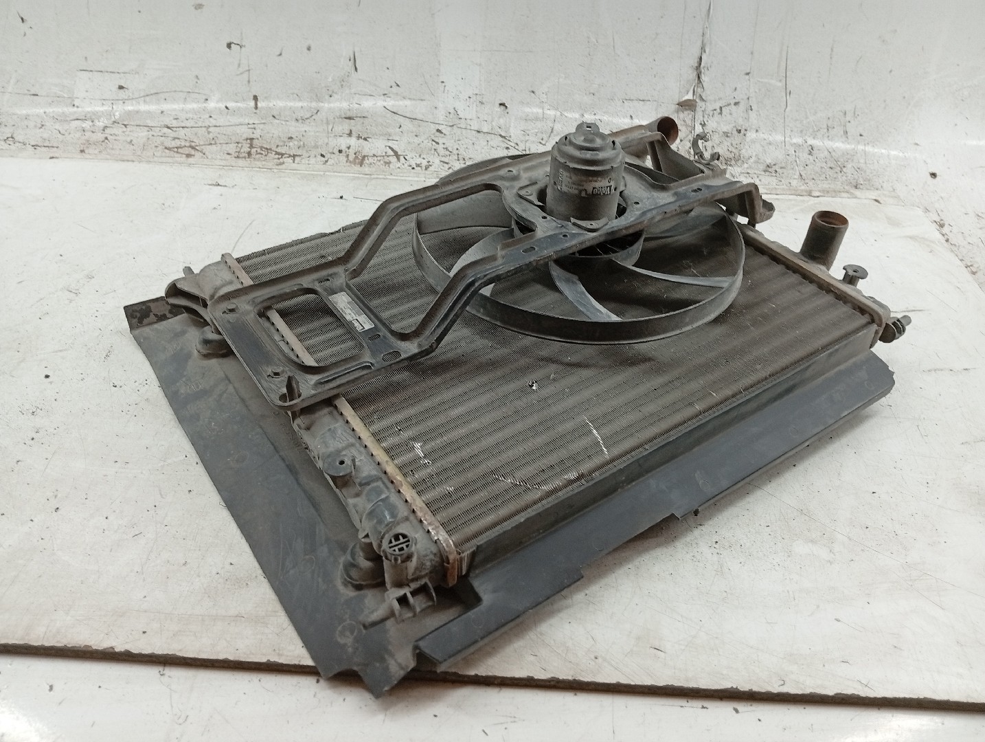 Radiador da Água RENAULT CLIO II (BB_, CB_) | 98 -  Imagem-3