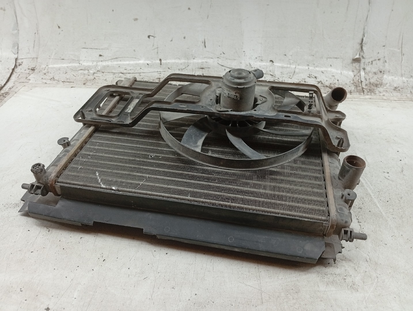 Radiador da Água RENAULT CLIO II (BB_, CB_) | 98 -  Imagem-1