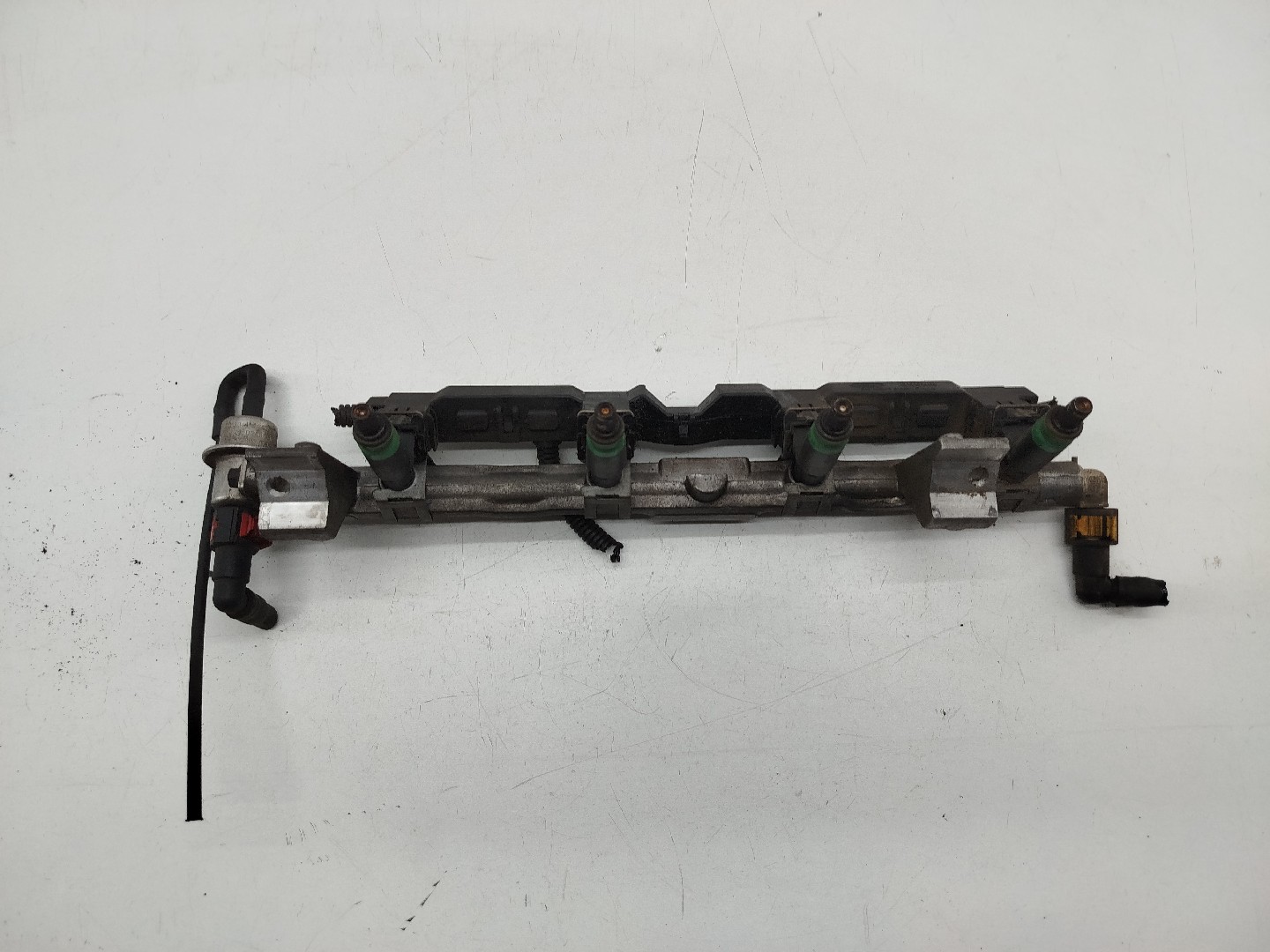 Regua de injeção FORD FOCUS (DAW, DBW) | 98 - 09