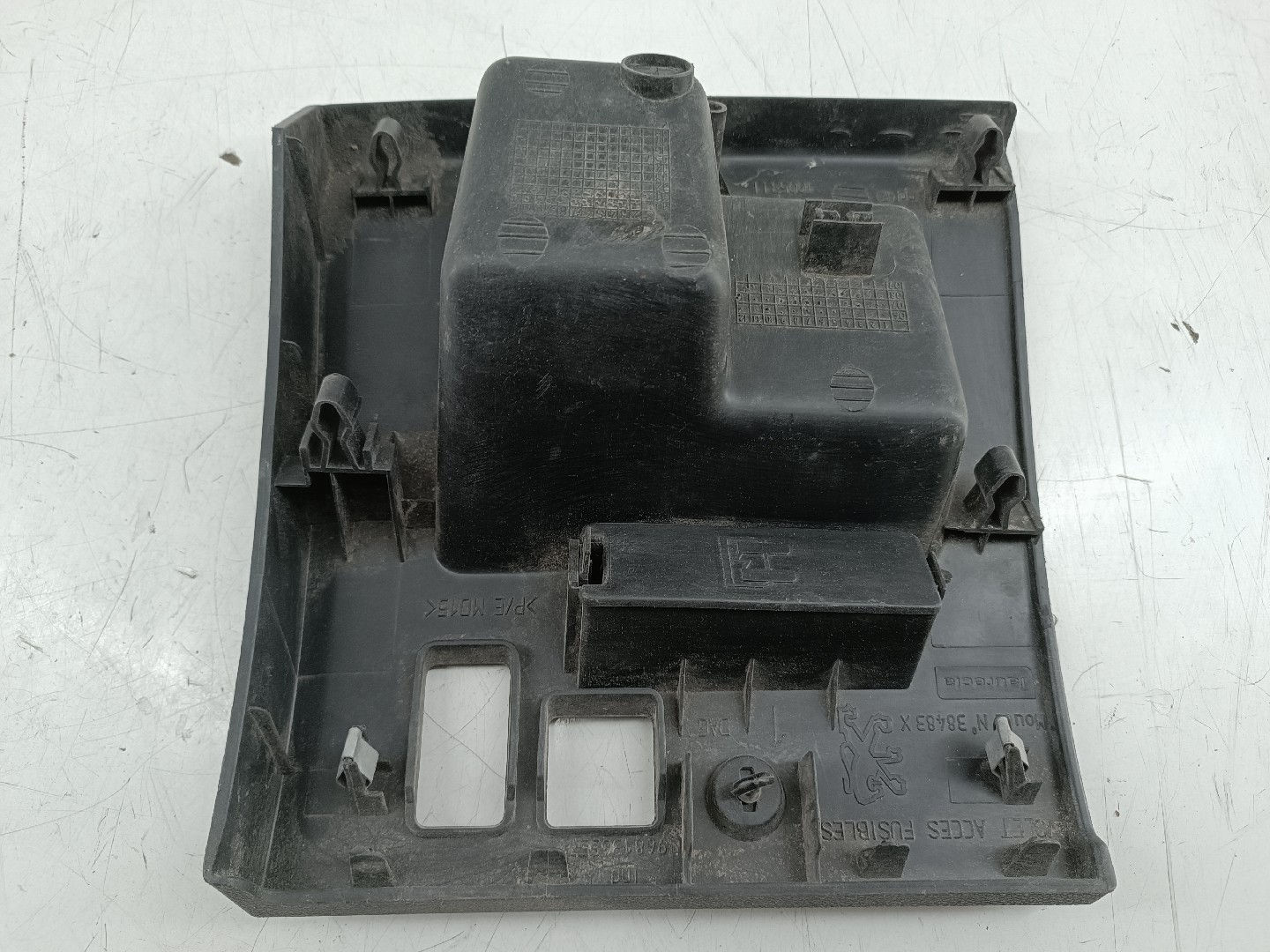 Tampa PEUGEOT 308 SW I (4E_, 4H_) | 07 - 14 Imagem-2