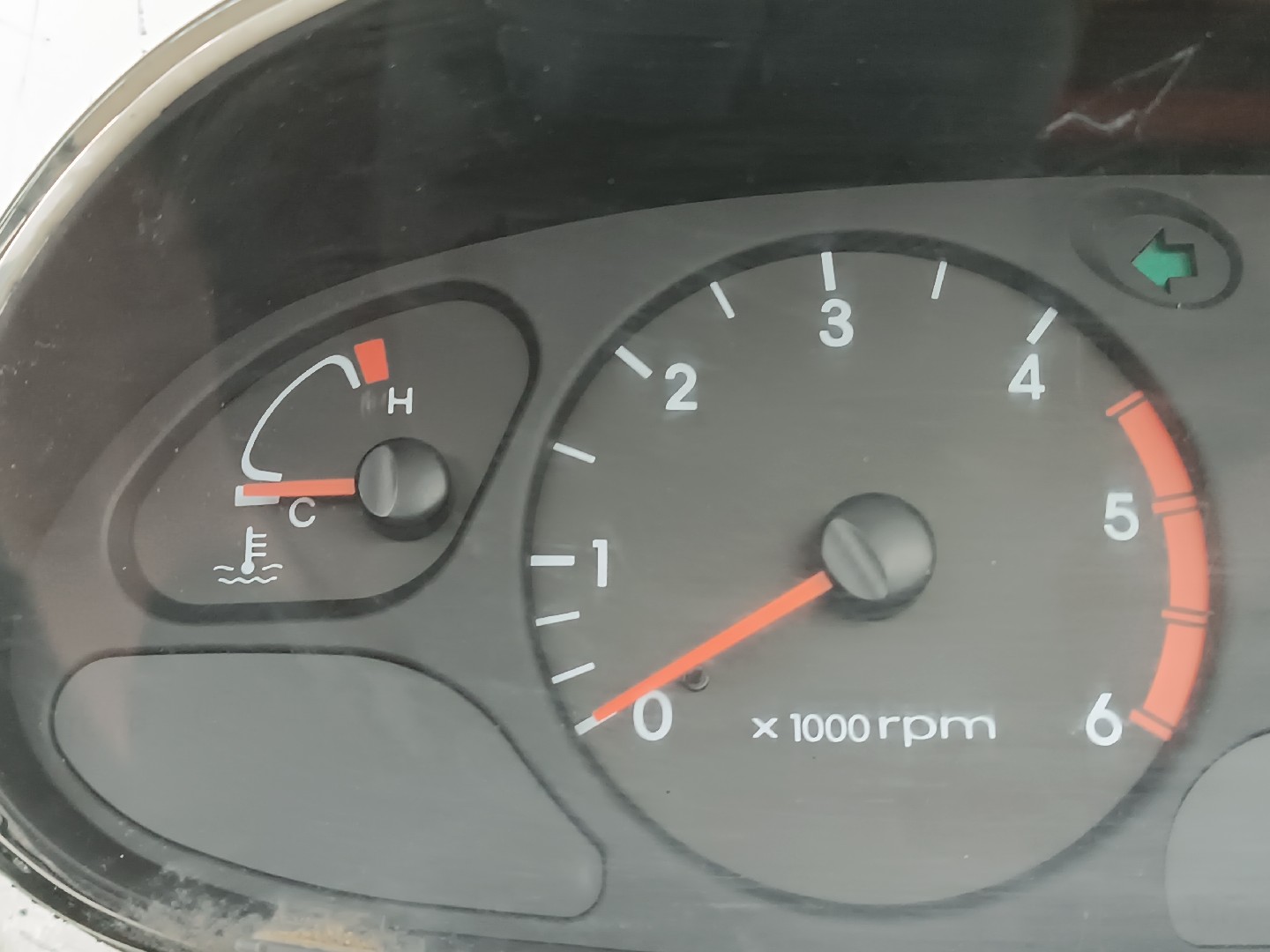 Quadrante HYUNDAI H-1 / STAREX Veículo multiuso (A1) | 97 -  Imagem-3