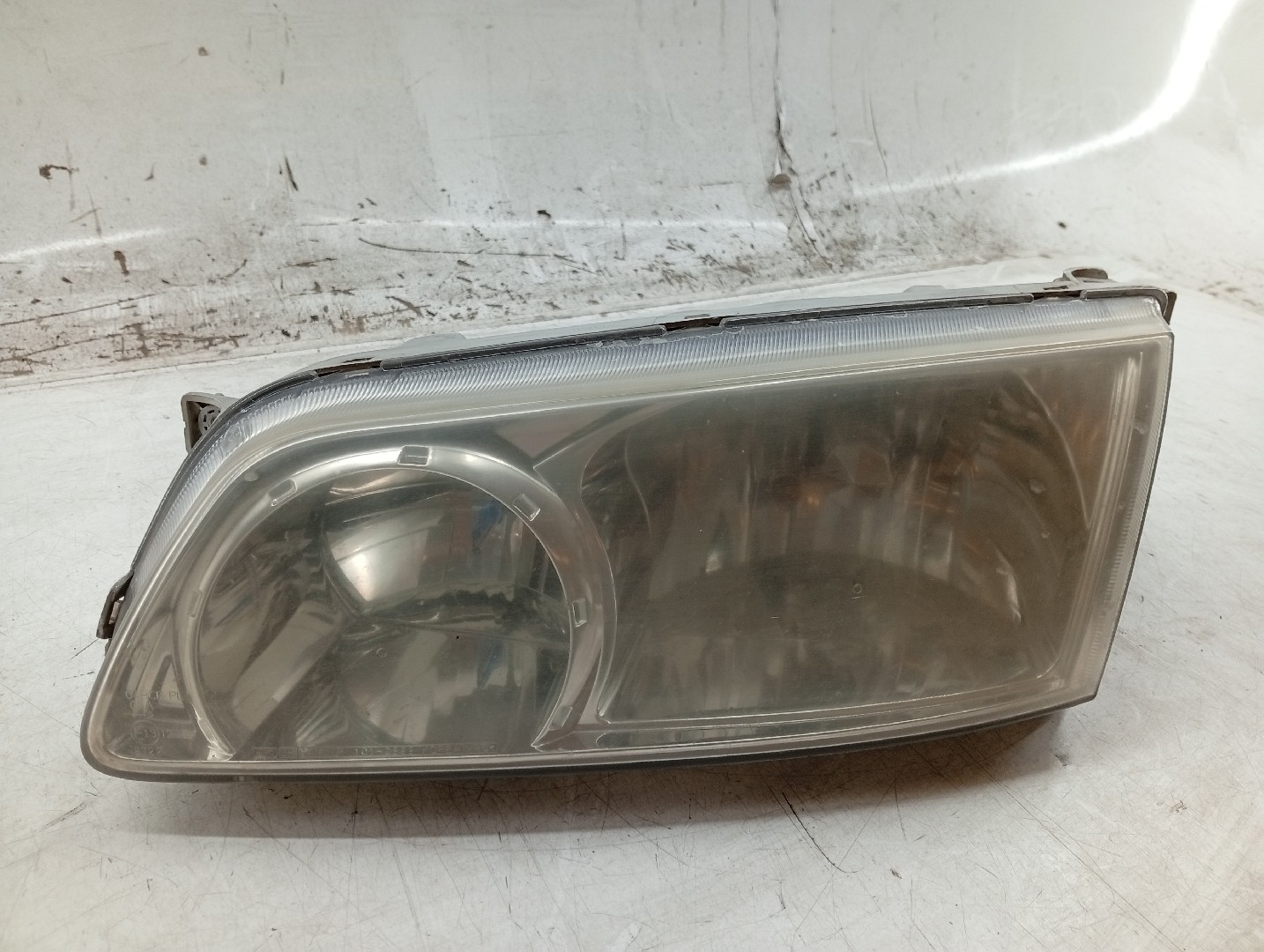 Ótica Esquerda HYUNDAI H-1 / STAREX Veículo multiuso (A1) | 97 -  Imagem-1