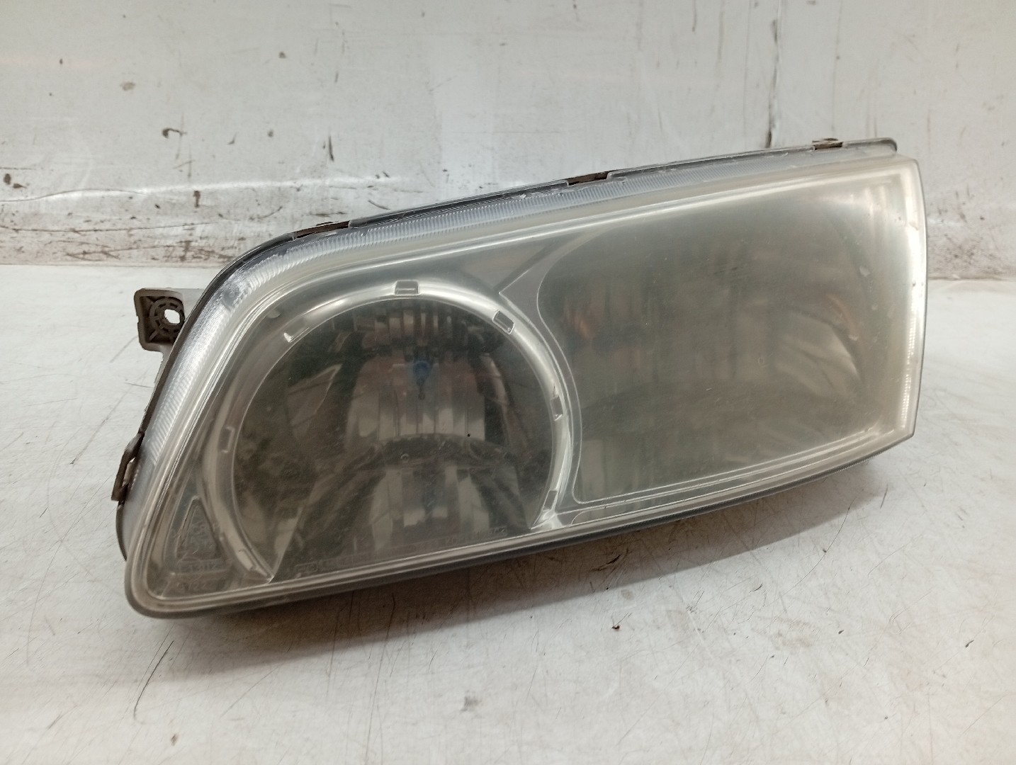 Ótica Esquerda HYUNDAI H-1 / STAREX Veículo multiuso (A1) | 97 -  Imagem-5