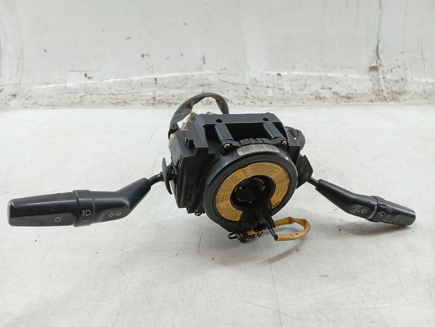 Comutador luzes,piscas,limp vidros e fita airbag HYUNDAI H-1 / STAREX Veículo multiuso (A1) | 97 - 