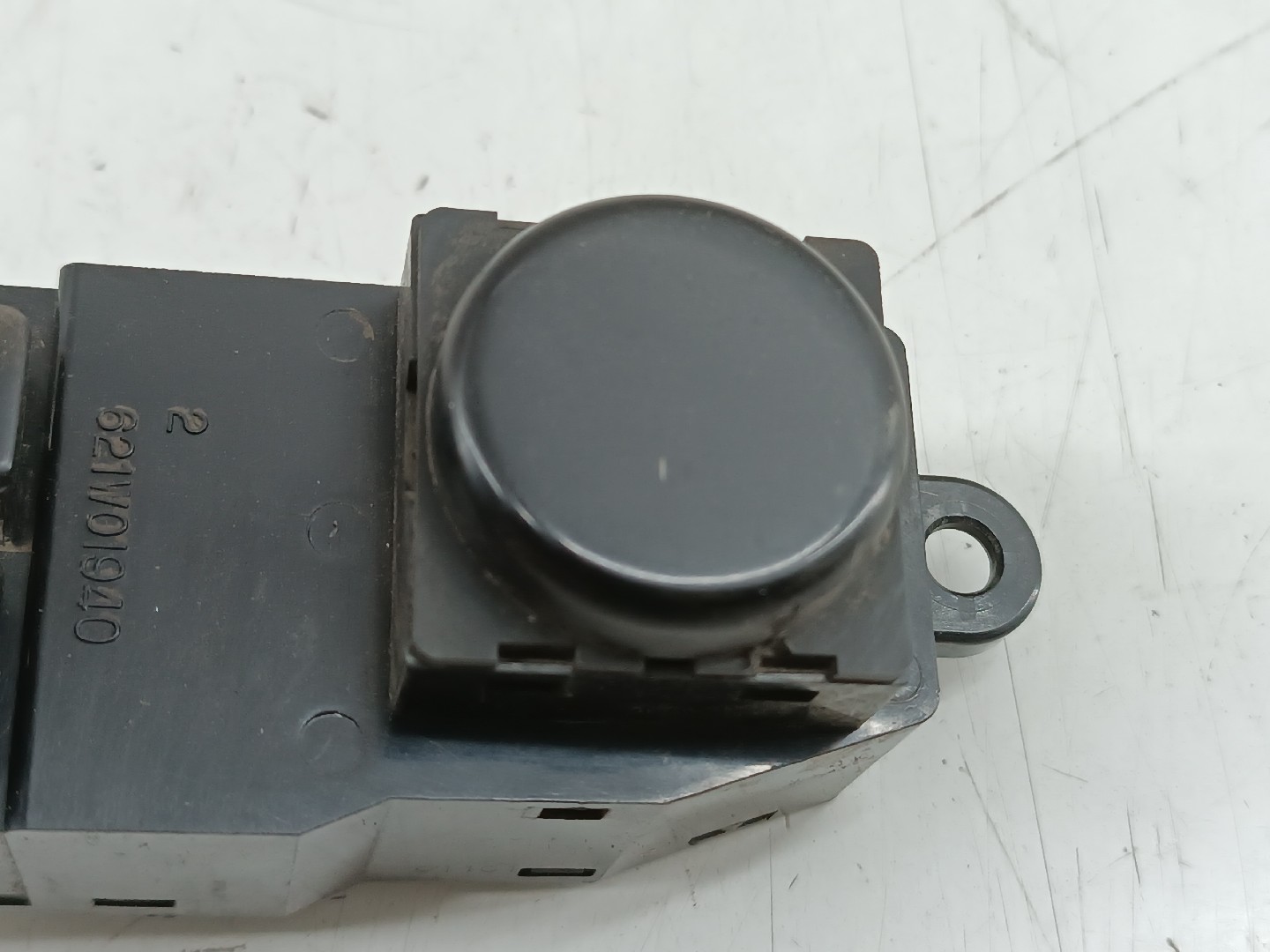 Comutador de vidro frente esquerdo HYUNDAI H-1 / STAREX Veículo multiuso (A1) | 97 -  Imagem-2