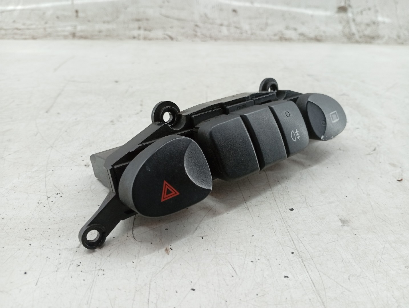 Conjunto de botões do tablier HYUNDAI H-1 / STAREX Veículo multiuso (A1) | 97 - 