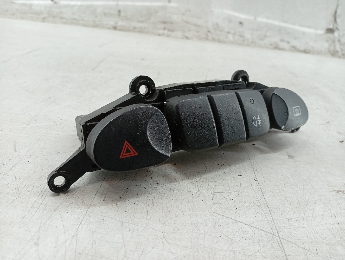 Conjunto de botões do tablier HYUNDAI H-1 / STAREX Veículo multiuso (A1) | 97 -  Imagem-4