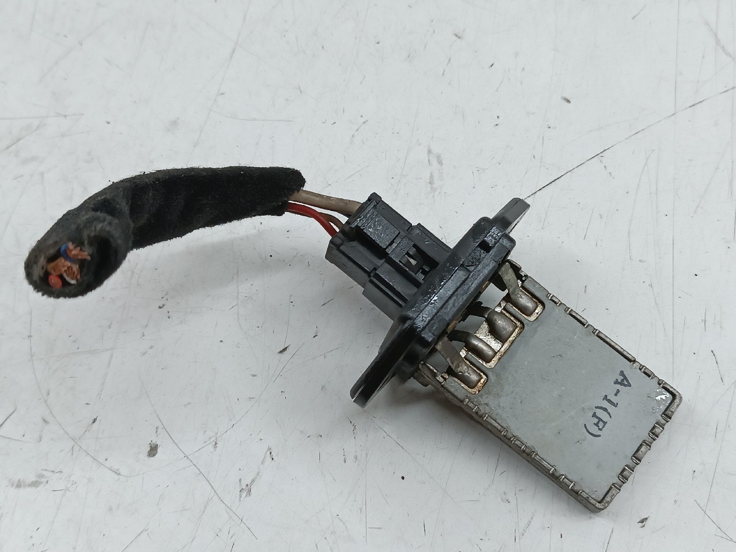 Resistência HYUNDAI H-1 / STAREX Veículo multiuso (A1) | 97 -  Imagem-2