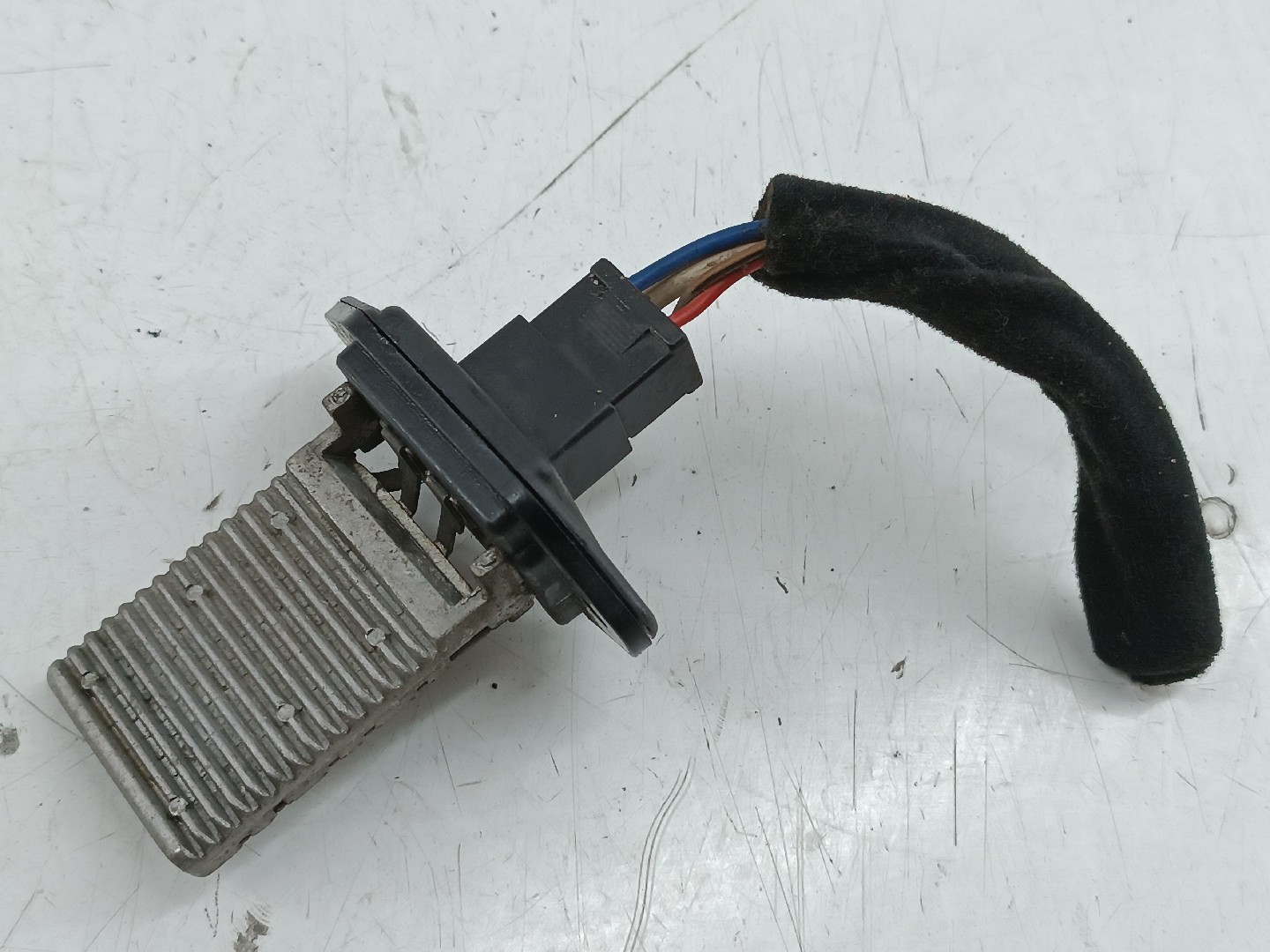 Resistência HYUNDAI H-1 / STAREX Veículo multiuso (A1) | 97 -  Imagem-3