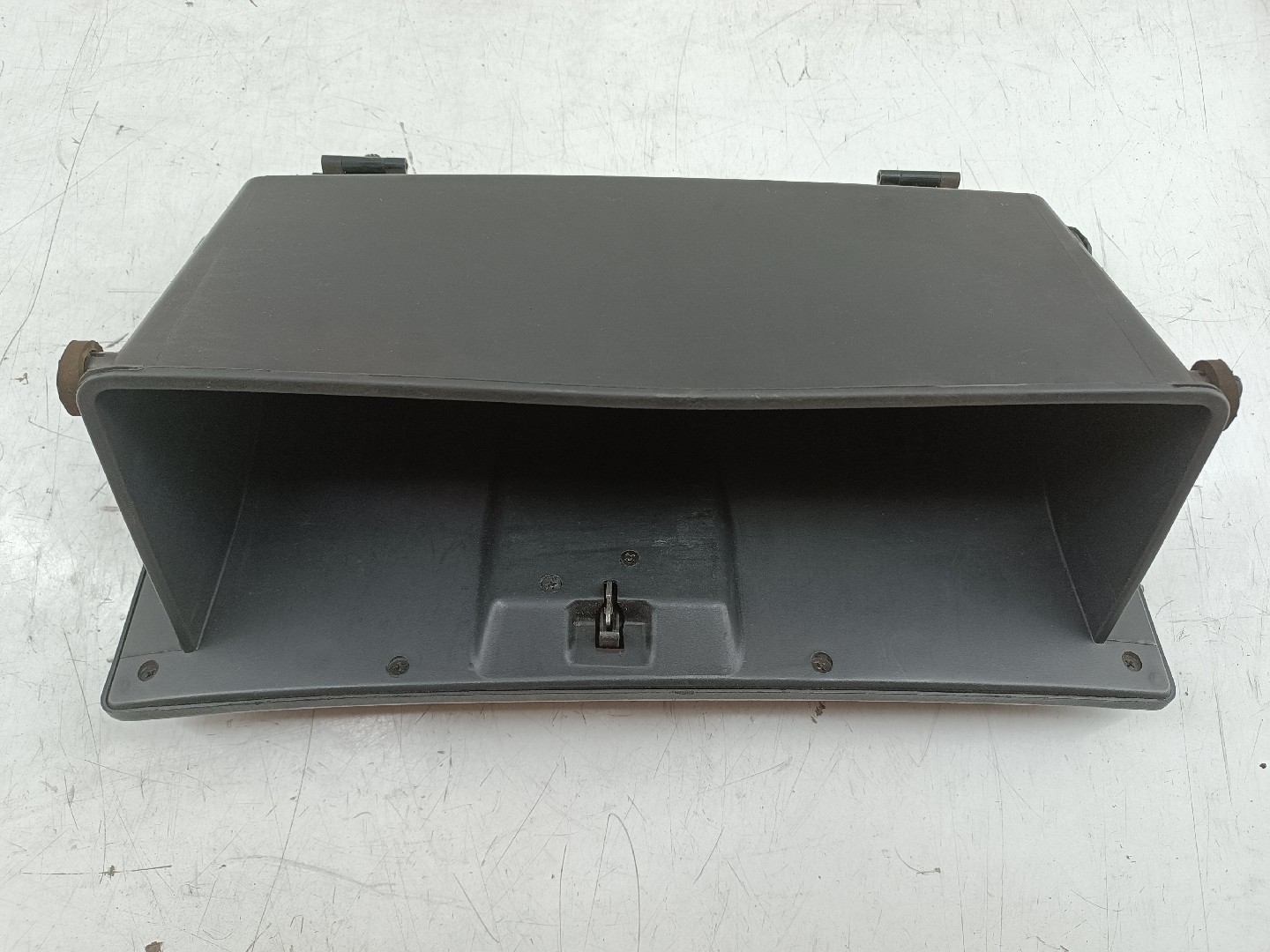 Porta luvas HYUNDAI H-1 / STAREX Veículo multiuso (A1) | 97 -  Imagem-1