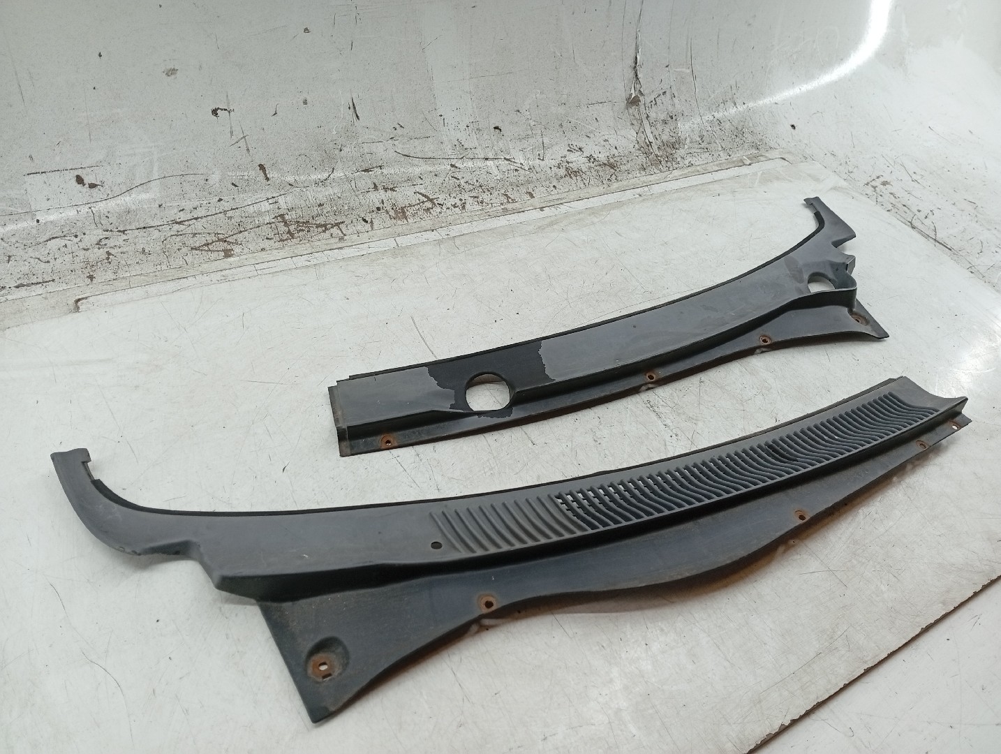 Grelha de torpedo HYUNDAI H-1 / STAREX Veículo multiuso (A1) | 97 -  Imagem-1