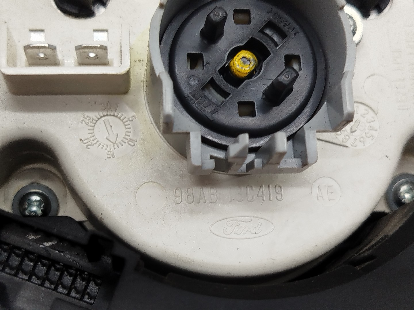 Comando da Sofagem FORD FOCUS (DAW, DBW) | 98 - 09 Imagem-6