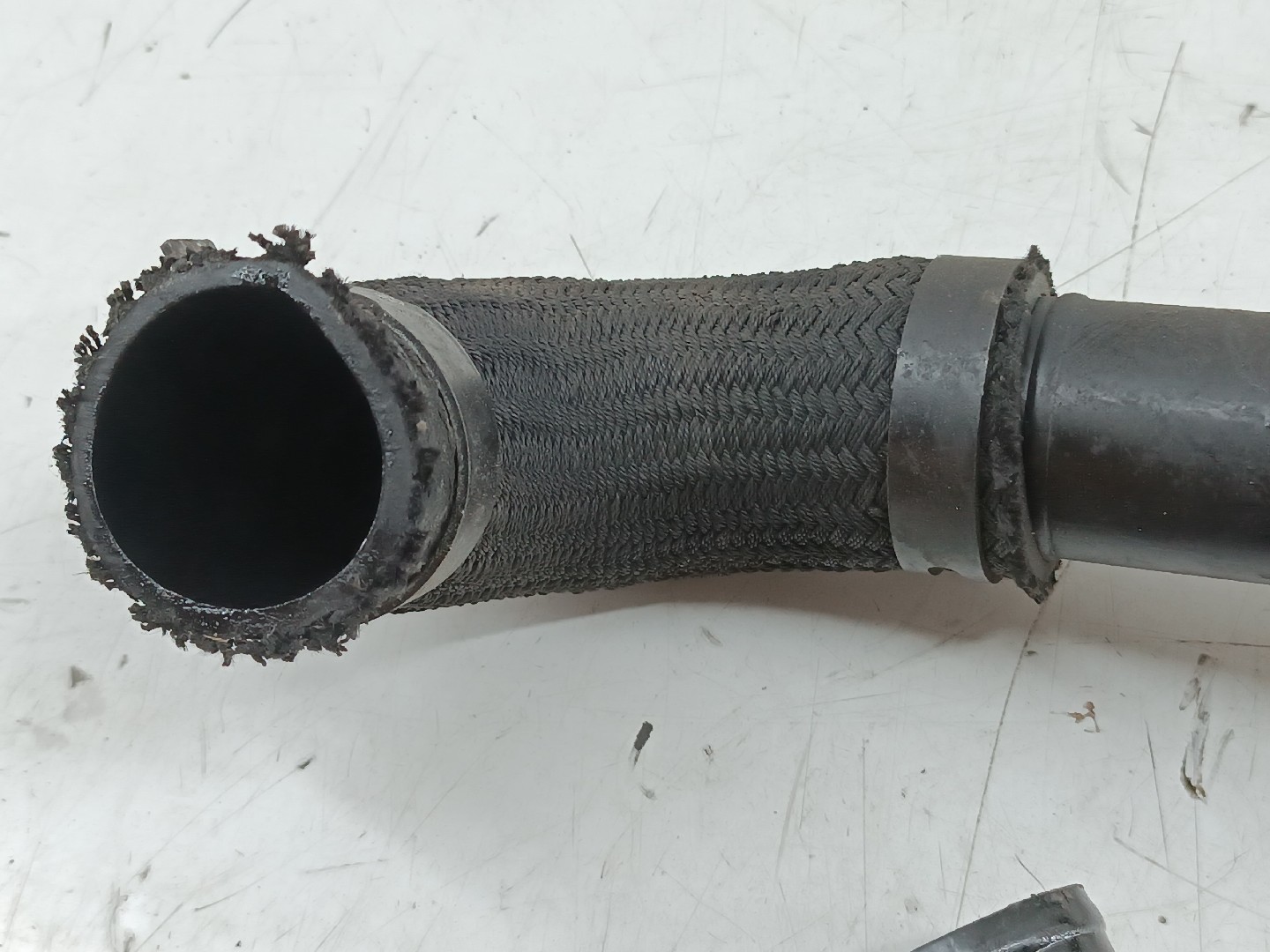 Tubagem do Intercooler HYUNDAI H-1 / STAREX Veículo multiuso (A1) | 97 -  Imagem-2