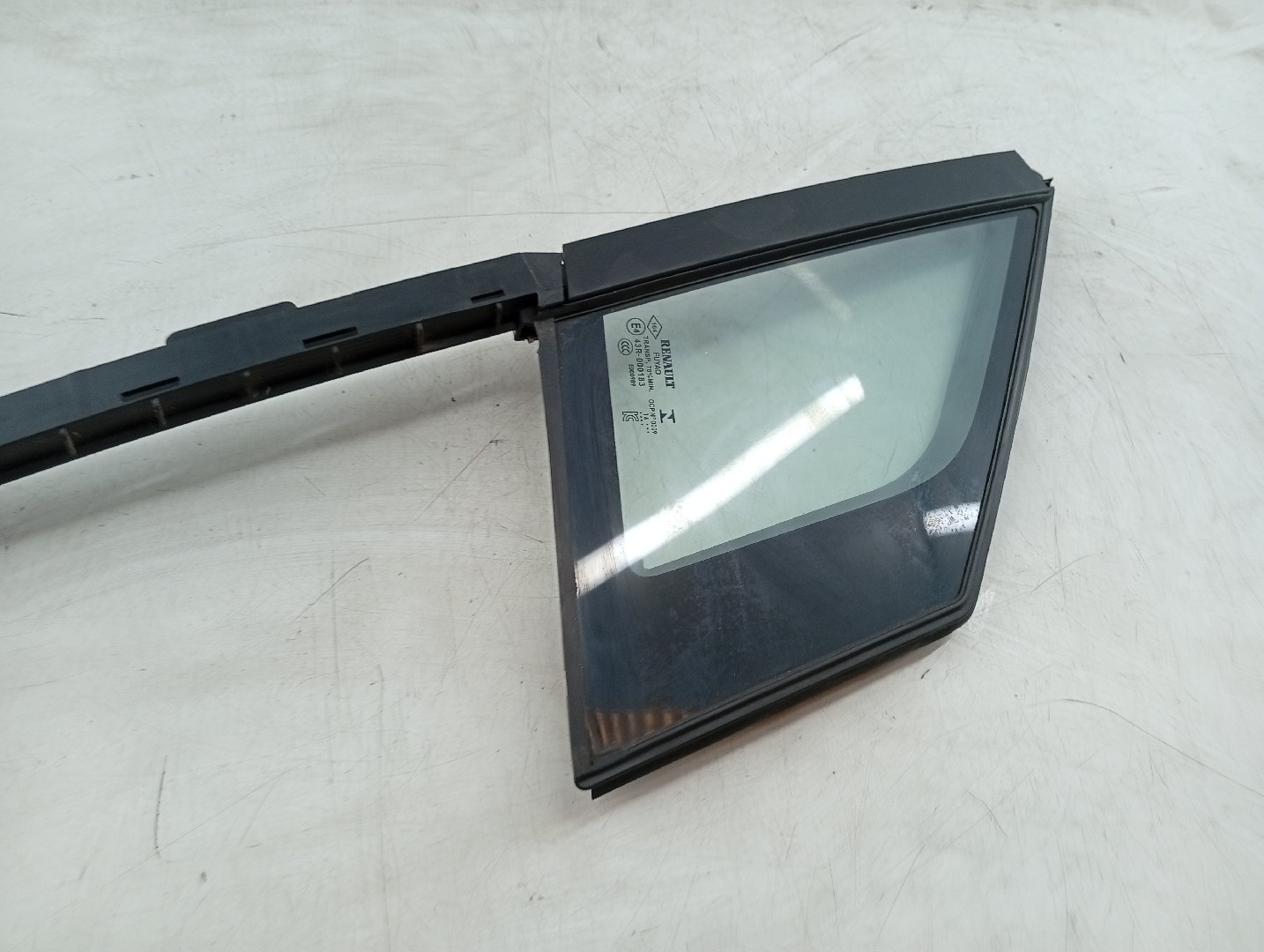 Vidro Triangular Porta Frente Direito RENAULT CAPTUR I (J5_, H5_) | 13 -  Imagem-1