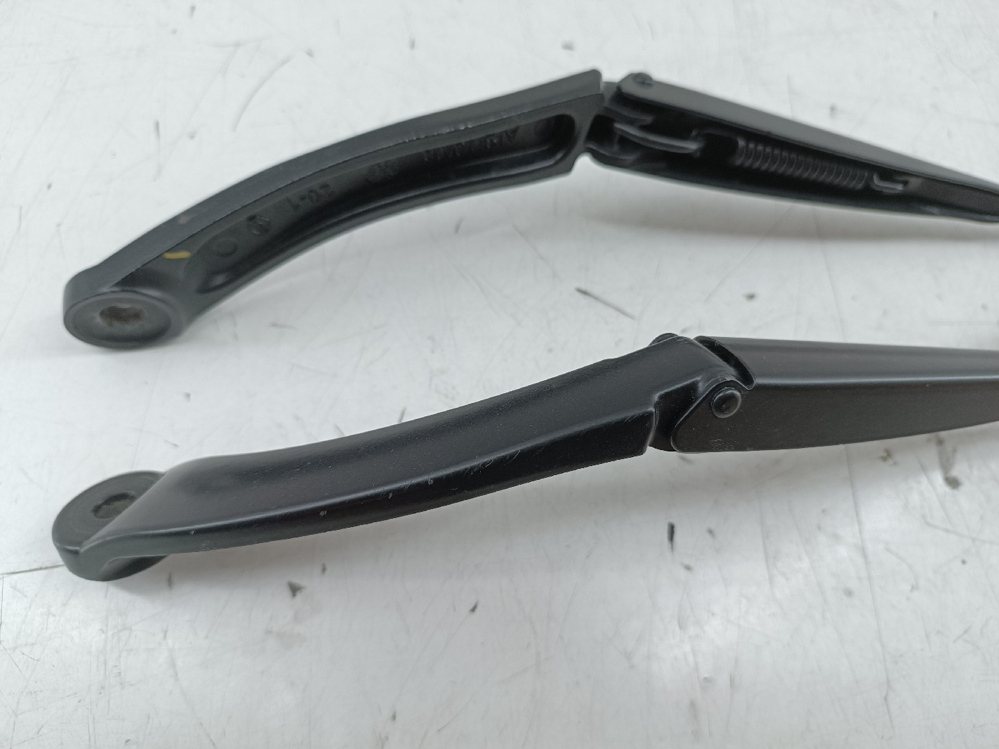 Braços das escovas frente RENAULT CAPTUR I (J5_, H5_) | 13 -  Imagem-2