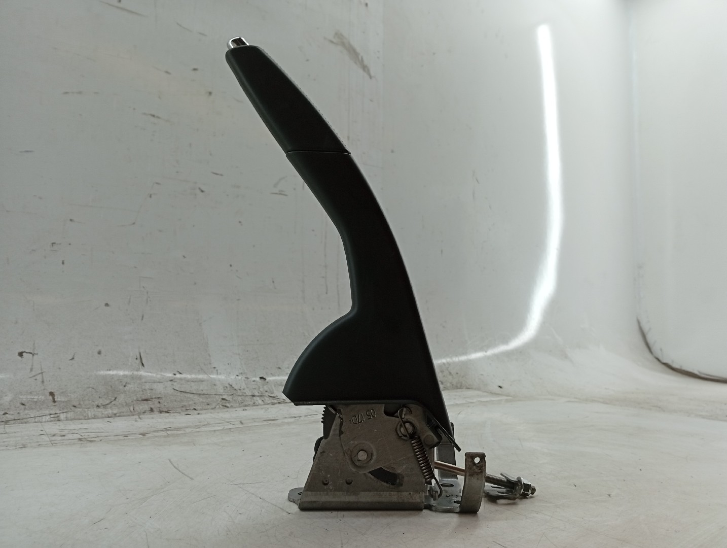 Travão de mão RENAULT CAPTUR I (J5_, H5_) | 13 - 