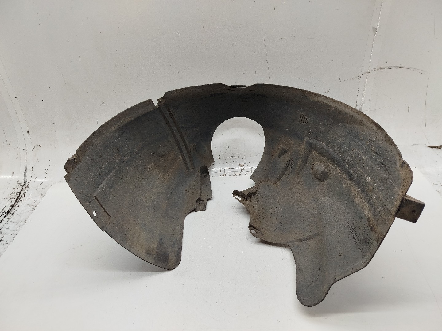 Cava de Roda Frente Esquerda FORD FOCUS (DAW, DBW) | 98 - 09 Imagem-1