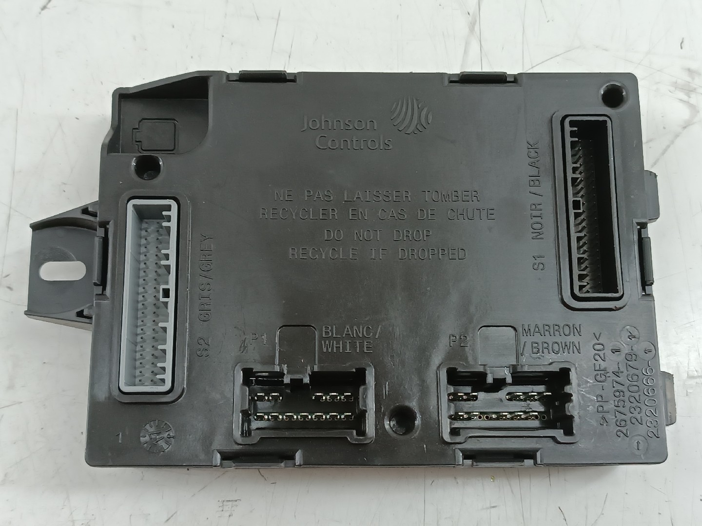 Centralina módulo Confort RENAULT CAPTUR I (J5_, H5_) | 13 - 