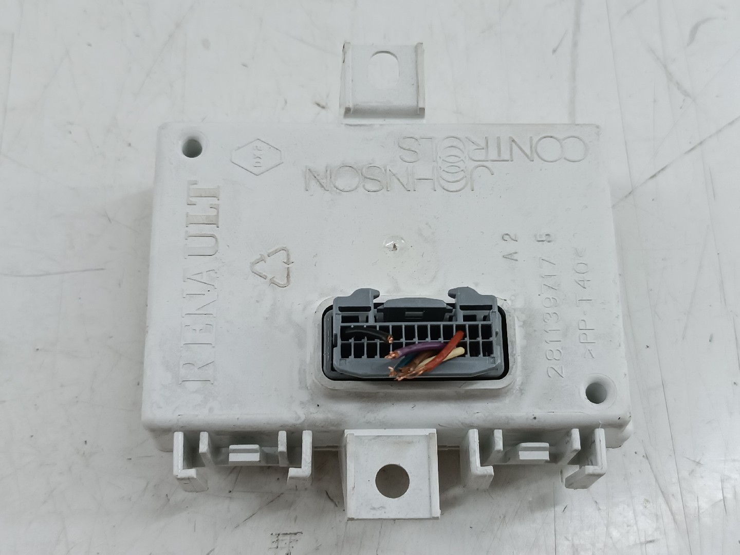 Módulo GPS RENAULT CAPTUR I (J5_, H5_) | 13 - 