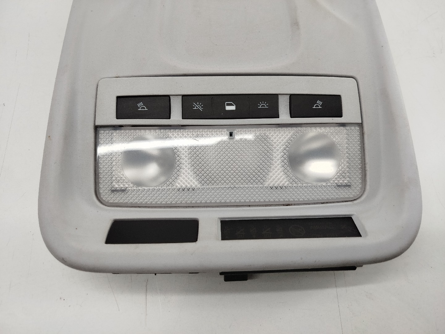 Luz interior OPEL CROSSLAND X (P17) | 17 -  Imagem-1