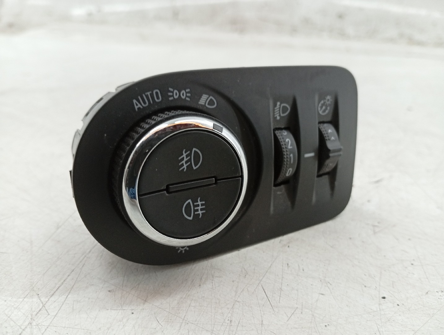 Regulador de luzes OPEL CROSSLAND X (P17) | 17 -  Imagem-4